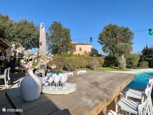 Villa Marie-Ange en Francia, Costa Azul, Grimaud - casa vacacional Terraza y piscina
