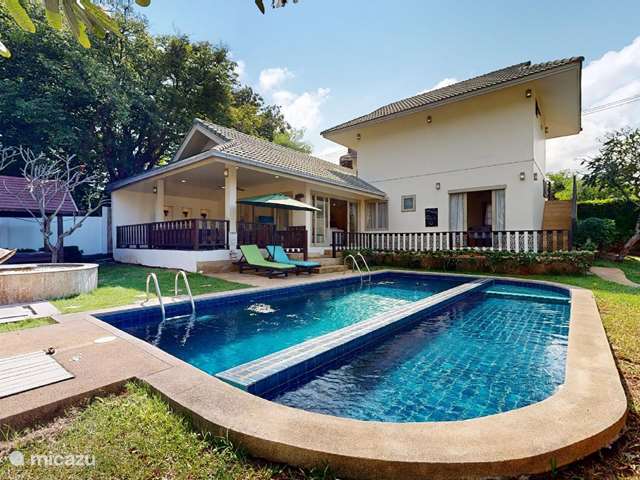 Vakantiehuis Thailand – villa 6 bed room deluxe villa in samui