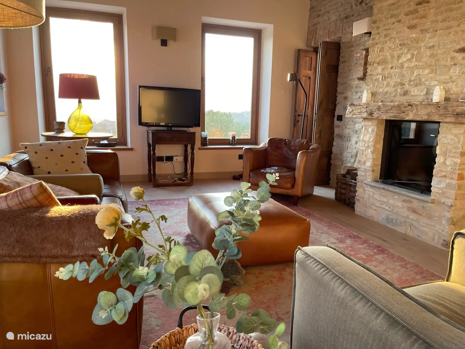 Woonkamer met openhaard