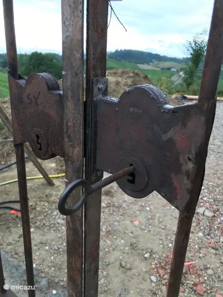 Hek entree tot het huis. 