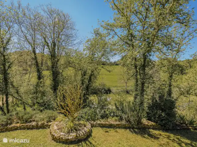 Miramonde | France, Dordogne, Savignac-de-Miremont - maison de vacances Le jardin