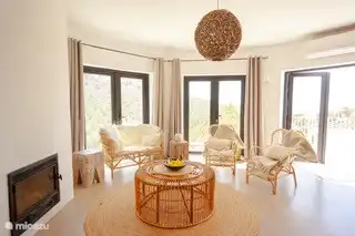 Meerblick vom Sofa und allen Terrassentüren