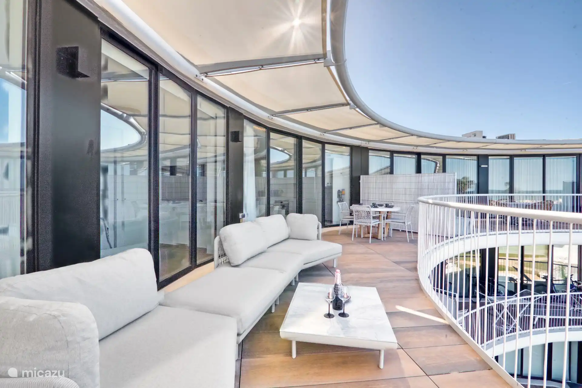 Super cozy evenings on the terrace. The terrace is also wonderful to relax in during the summer because of the shade. 