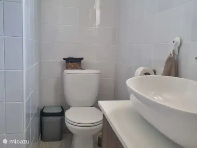 Location de Vacances Curaçao, Curaçao-Centre, Piscadera, maison mitoyenne - Nos Deseo - Emplacement privilégié à Curaçao Deuxième toilette