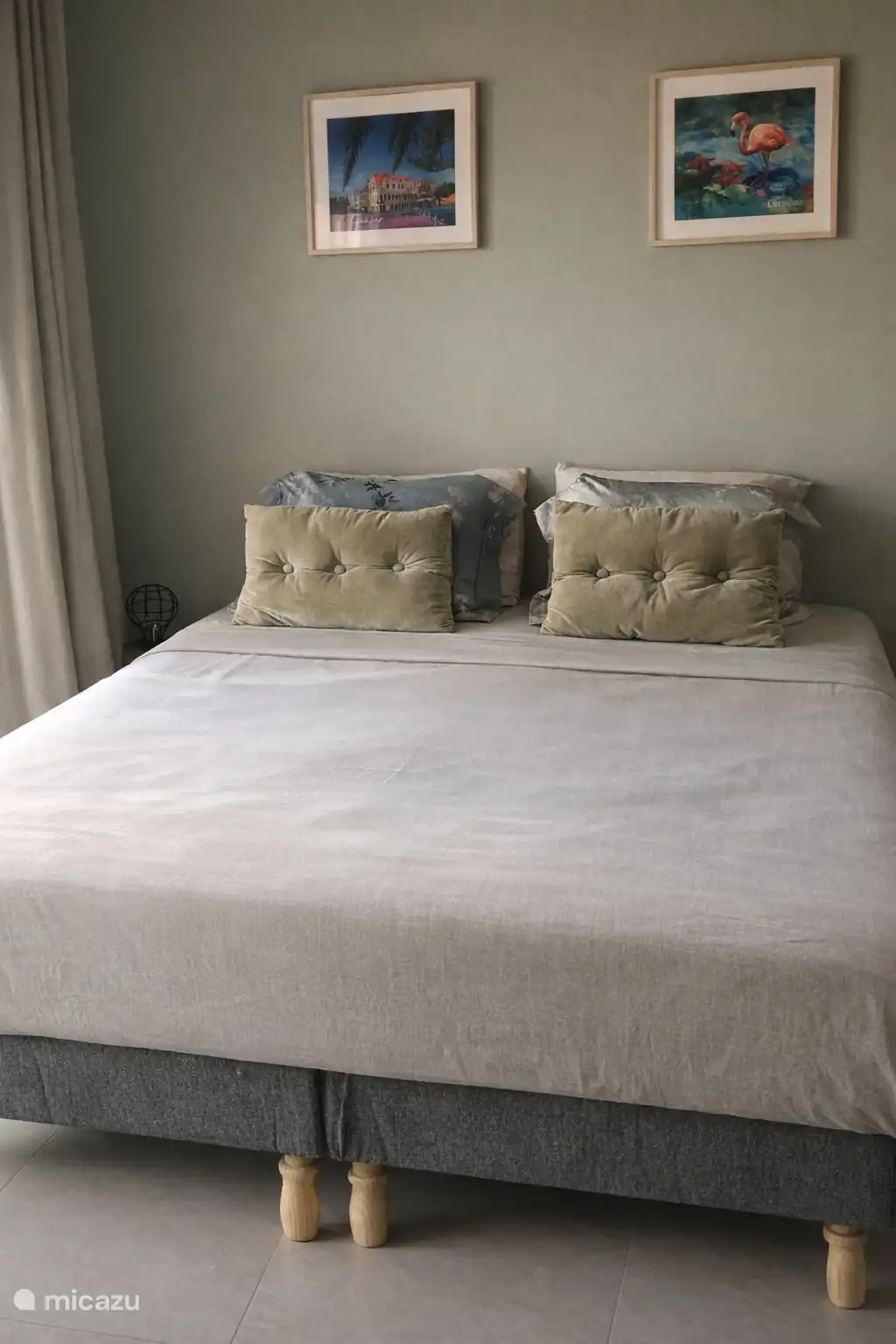 Slaapkamer met Kingsize bed