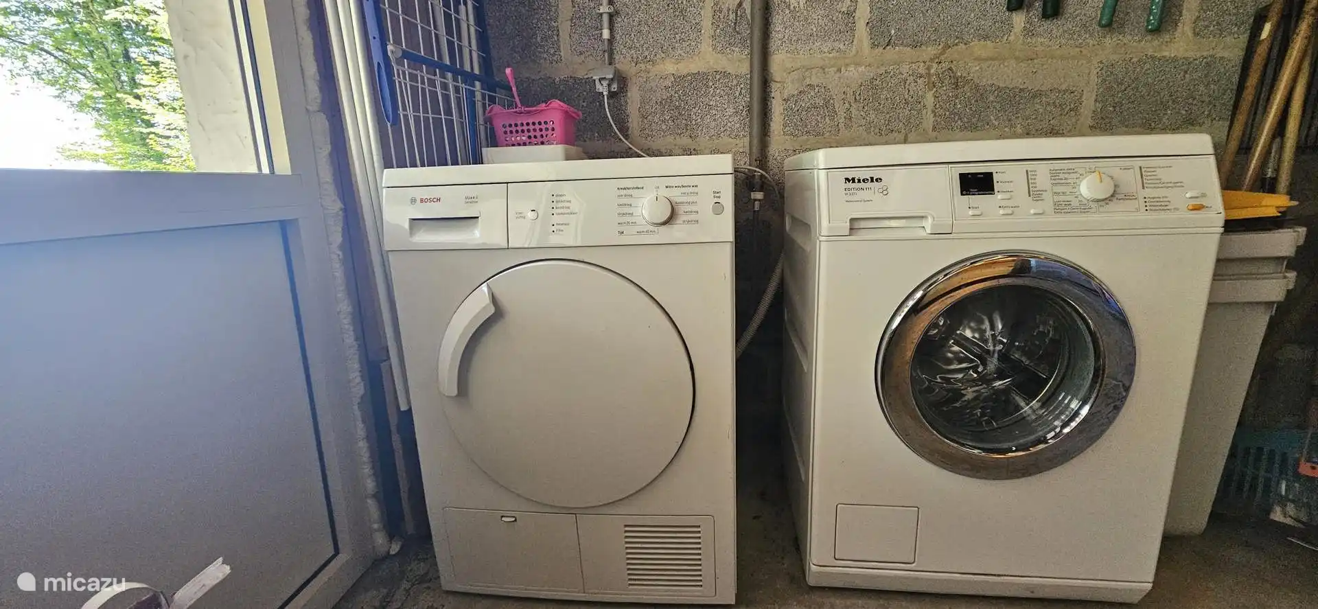 Waschmaschine und Trockner