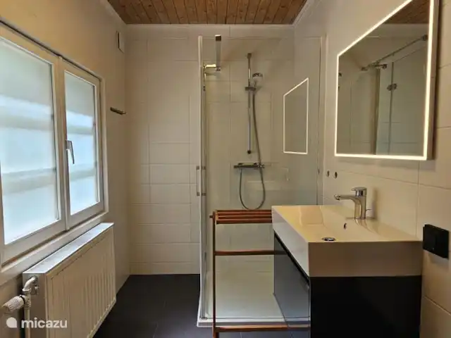 Chalet en bois des Ardennes vue WIFI | Belgique, Ardennes, Manhay - chalet Salle de Bains
