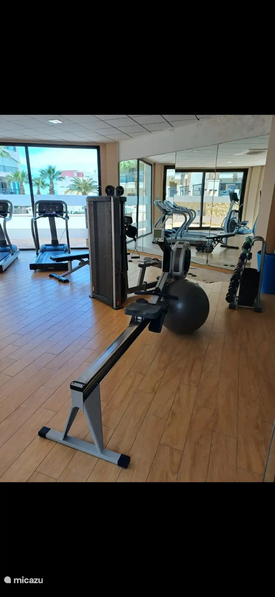 Sala de fitness cubierta