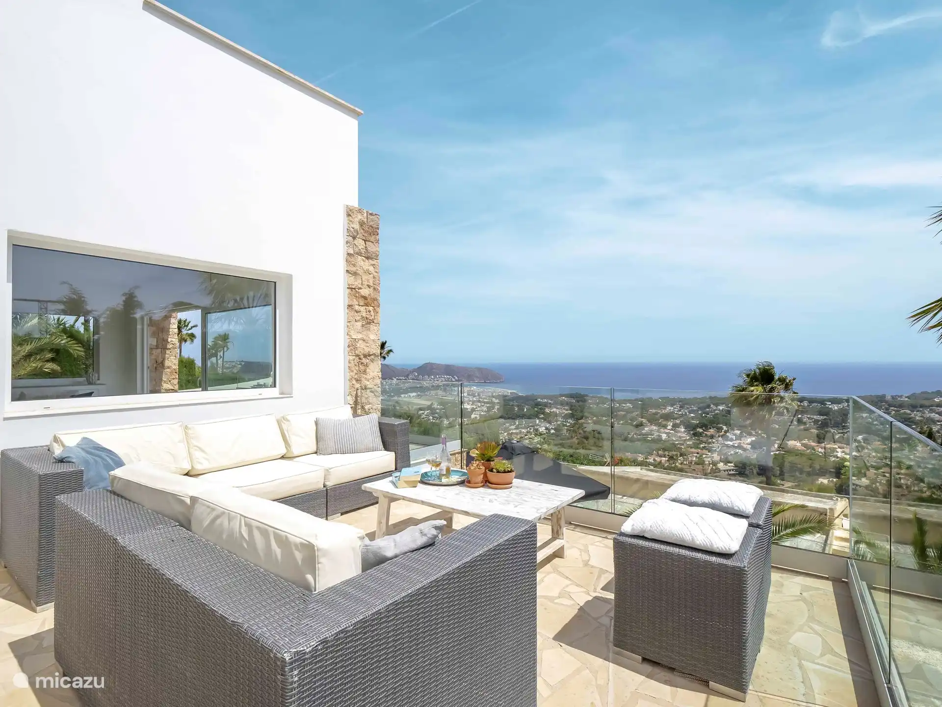 Villa Limonero - Terras met fenomenaal zeezicht.