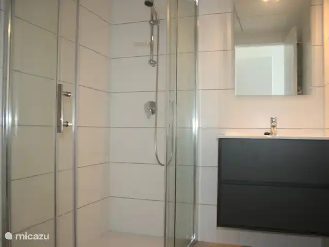 Location de Vacances Espagne, Costa Blanca, La Mata, appartement - Appartement de plage ZZ Plage de Pinada 2ème salle de bain avec douche et WC