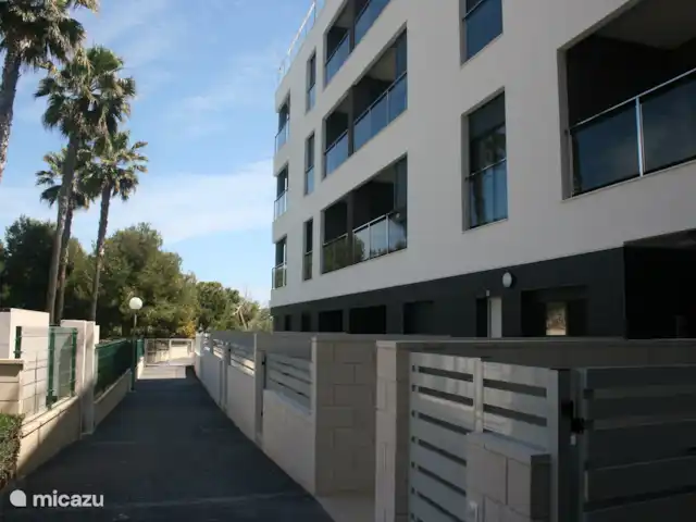 Location de Vacances Espagne, Costa Blanca, La Mata, appartement - Appartement de plage ZZ Plage de Pinada Arrière du complexe vers la piscine
