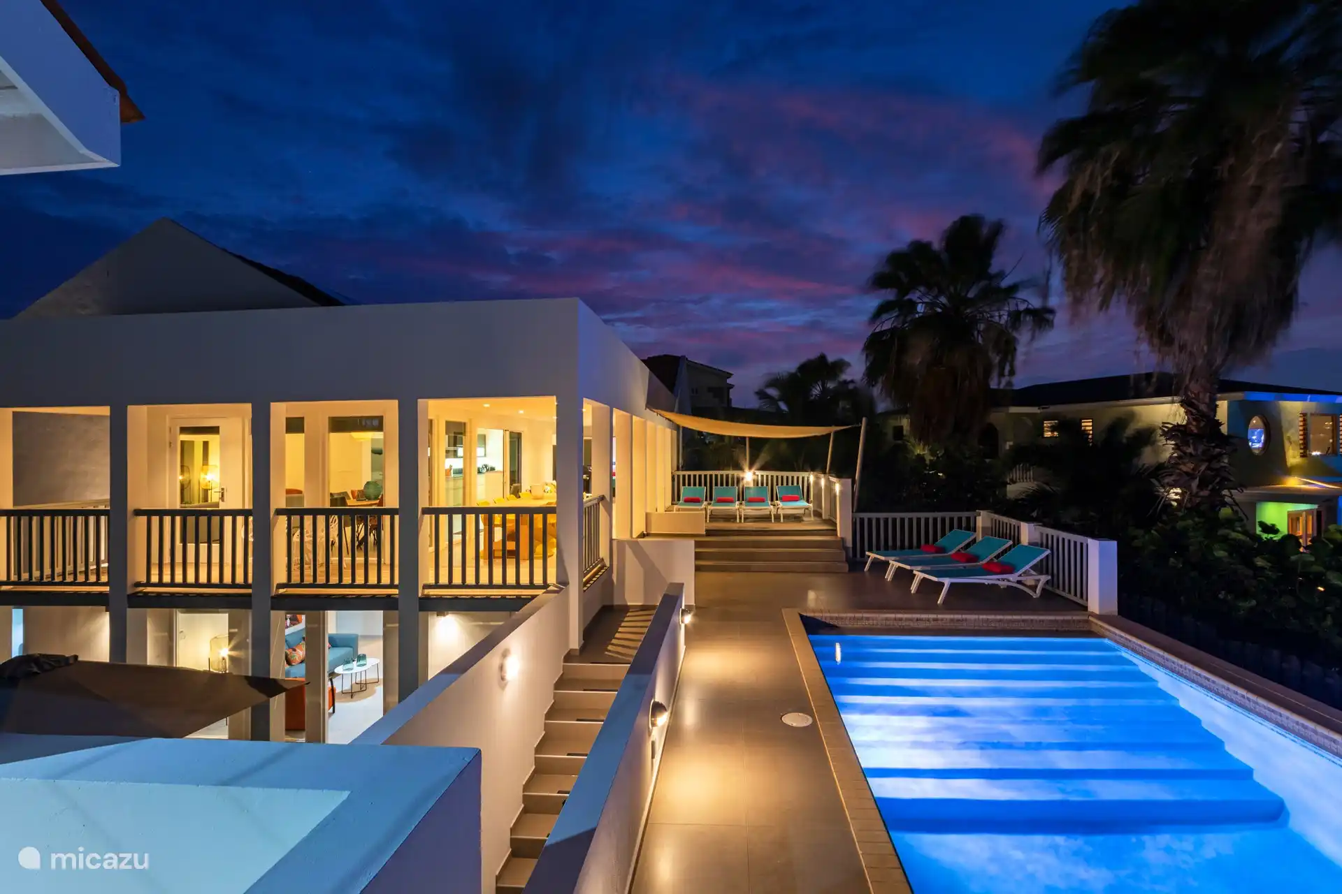 Nachts aus dem Pavillon