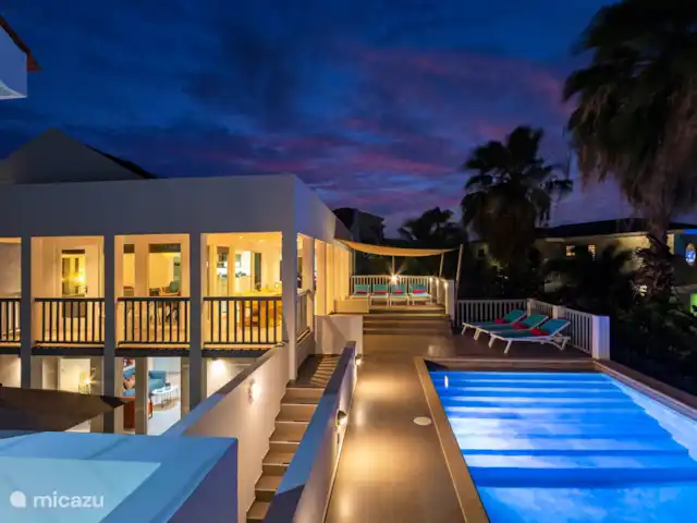 Villa Thalassa Vista Royal en Curazao, Banda Arriba (este), Jan Thiel - villa Desde el mirador de noche
