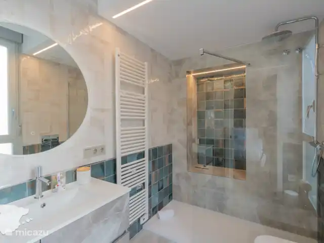 Baupres en España, Costa Blanca, Calpe - apartamento Baño privado