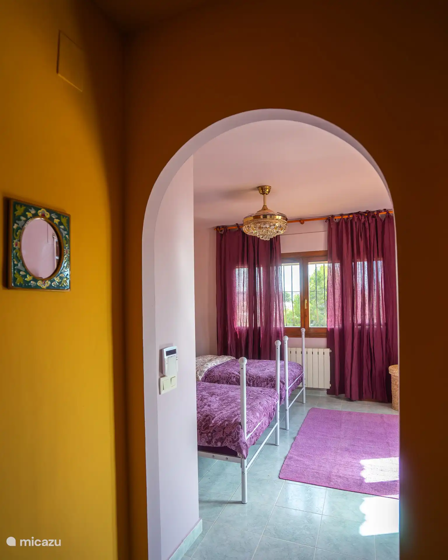 Chambre violette 1er étage