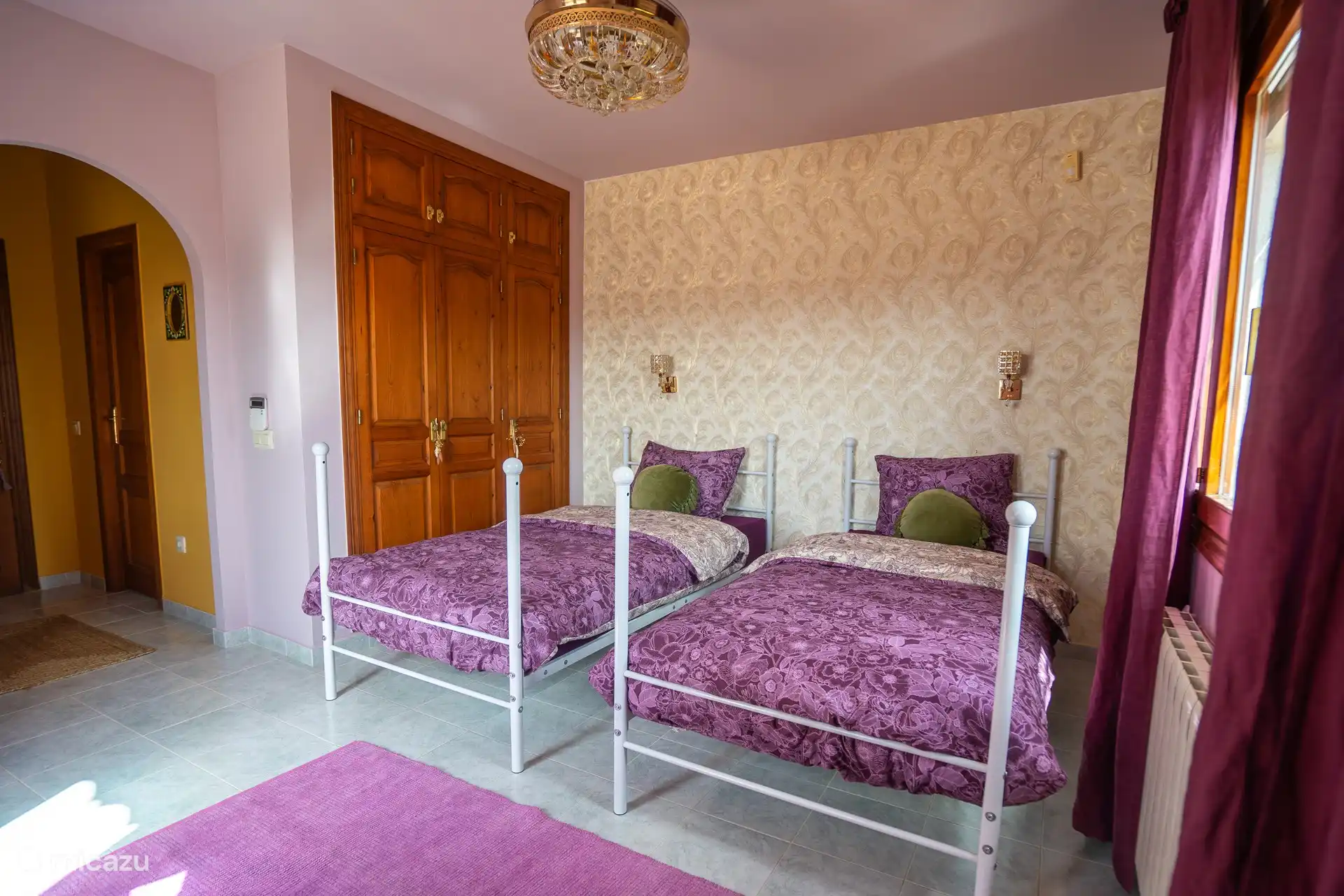 Chambre violette 1er étage