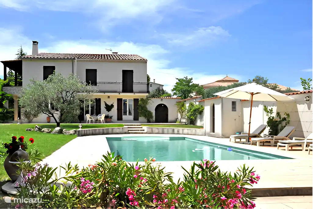 Villa Mirabel (7p) in Frankreich, Drôme, Mirabel-aux-Baronnies - villa