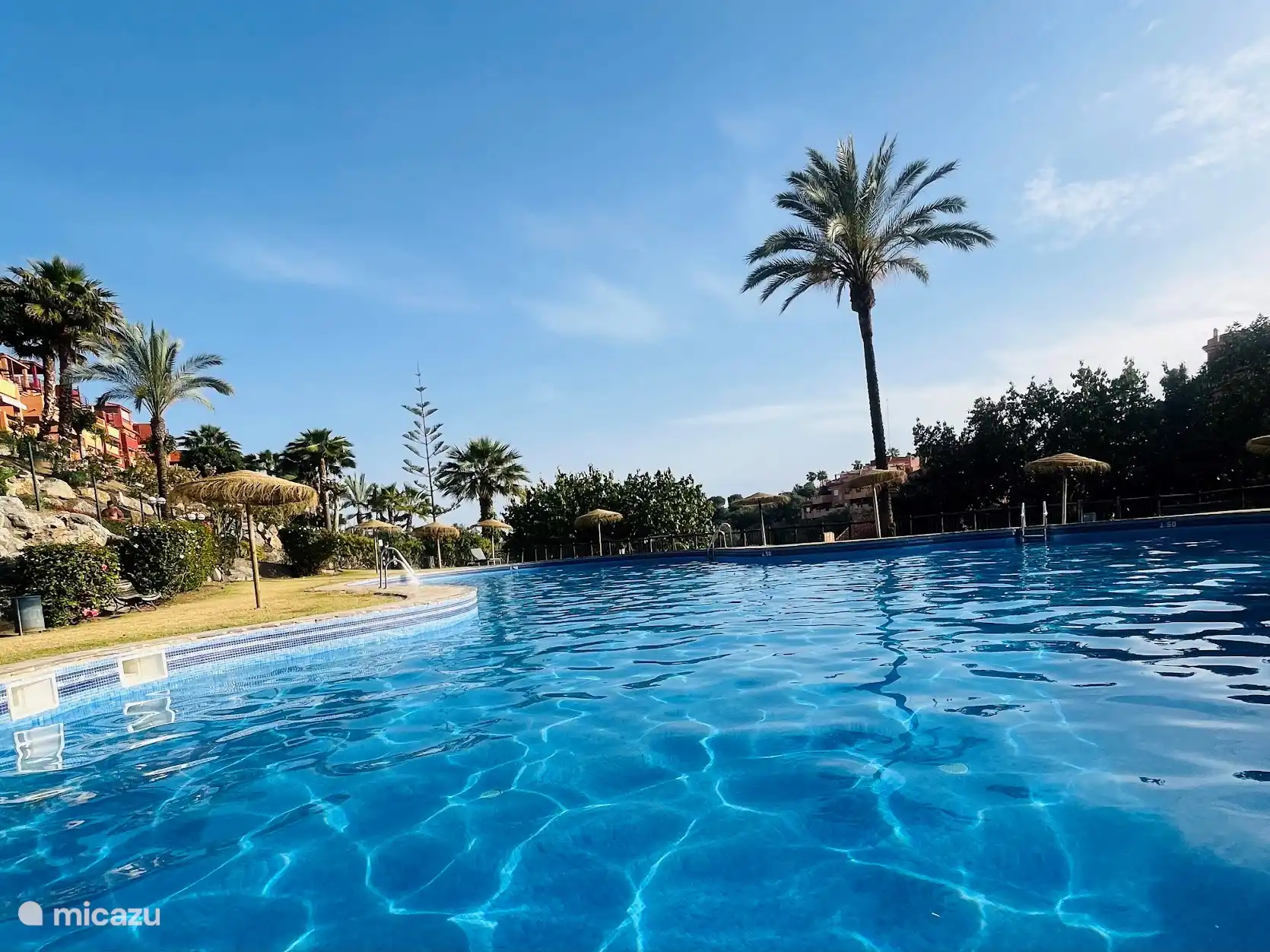 penthouse, Málaga, Costa del Sol, Espagne - Penthouse Marbella Jacuzzi & vue mer