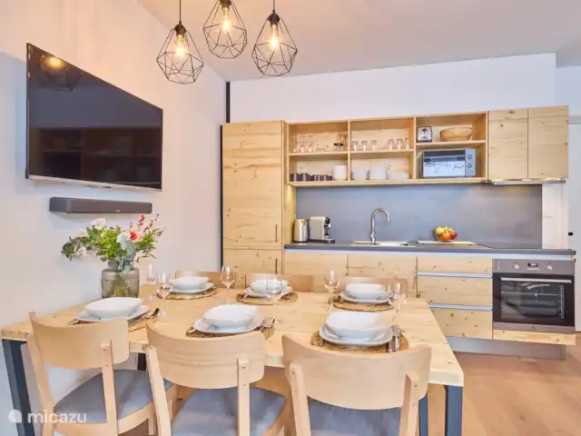 Krakonos residence 4-2 huren in Tsjechië, Hradec Králové, Pec Pod Snezkou - appartement Eettafel