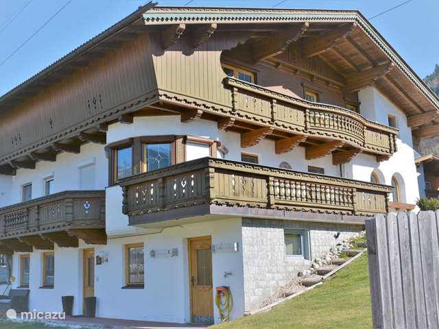 Holiday home in Austria, Tyrol – chalet Haus Hart im Zillertal