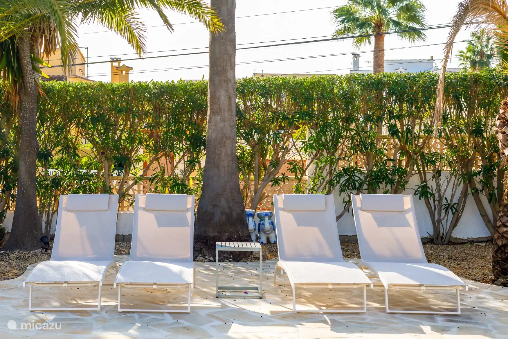 Ligbedjes, totaal 6 onder de plamnomen