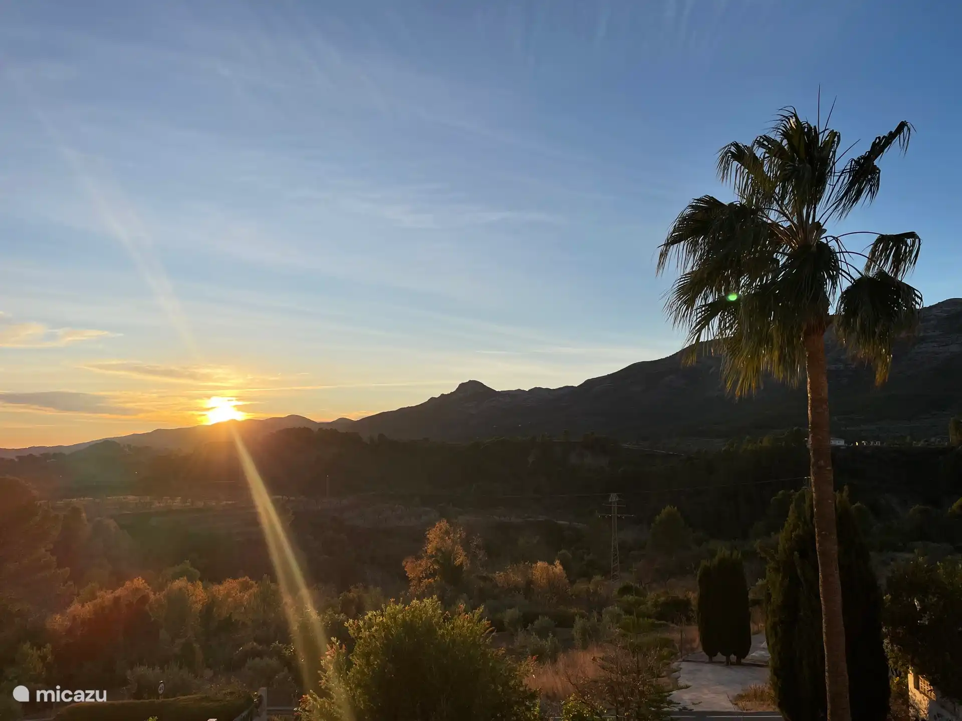 From morning to evening you can enjoy the sun on the terrace all day long.