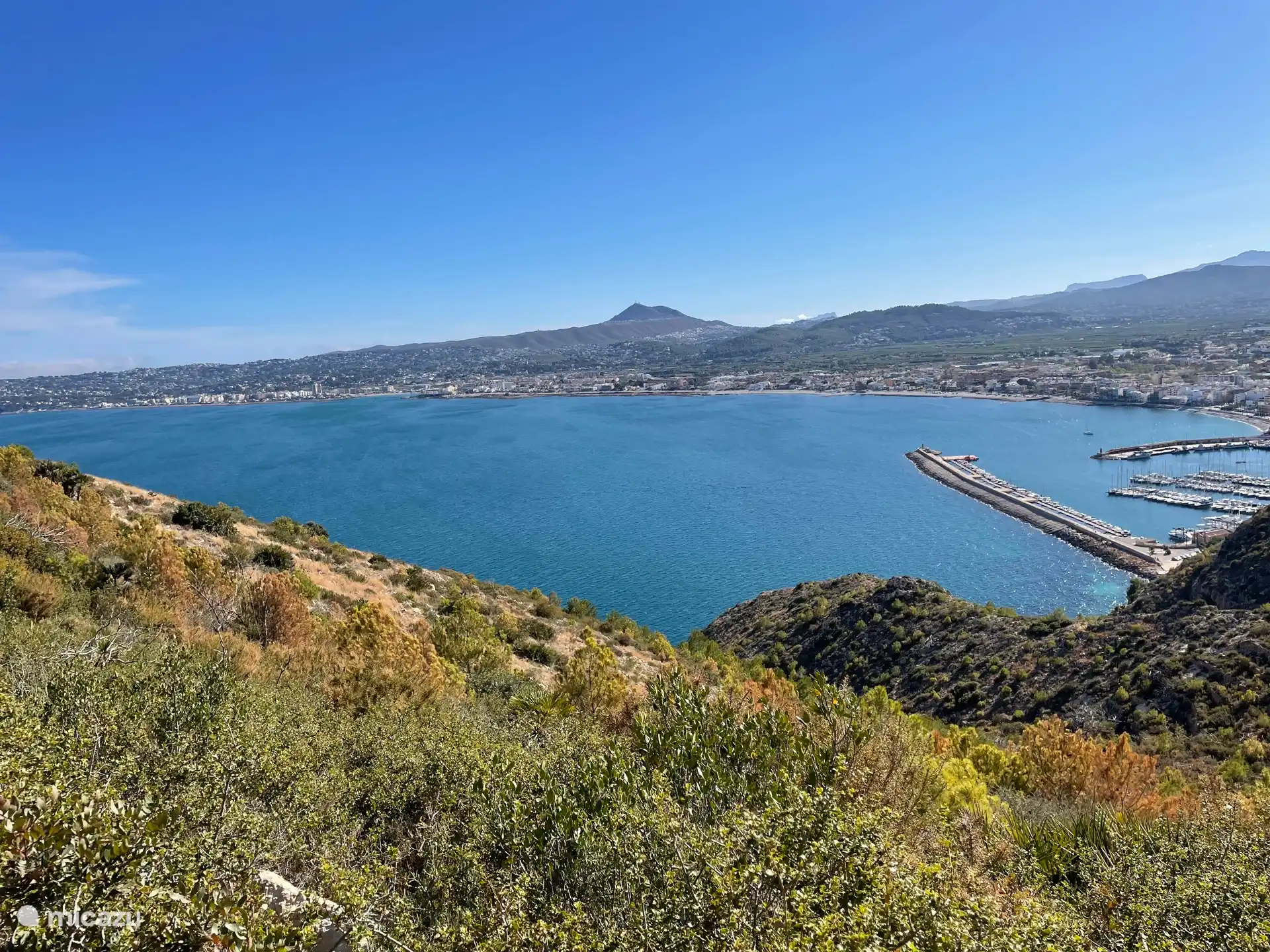 Hiking on the coast ... the Montgó in Xàbia ... defiantly beautiful. 
