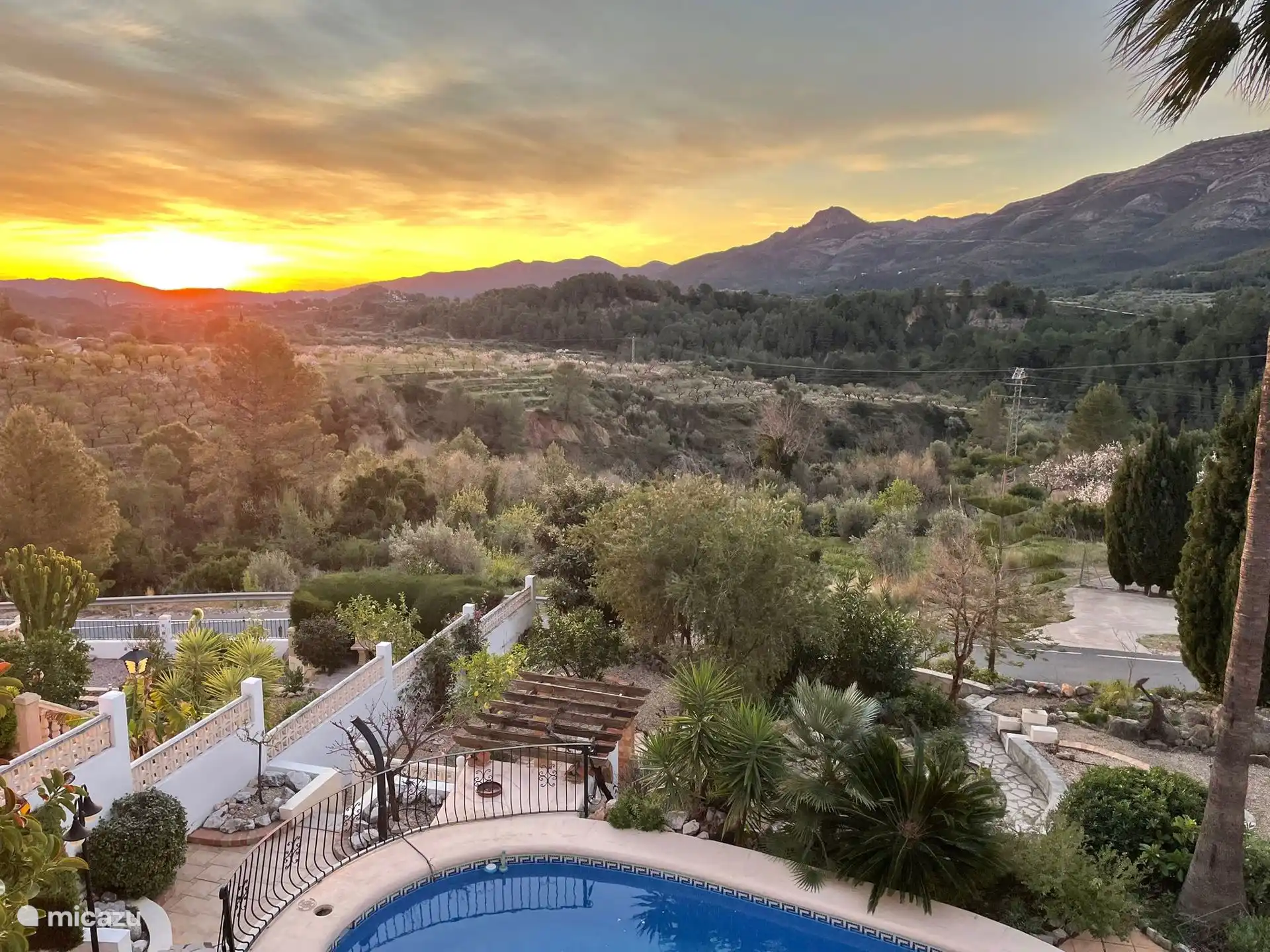 Van zonsopgang tot zonsondergang is het volop het genieten van de Spaanse zon.