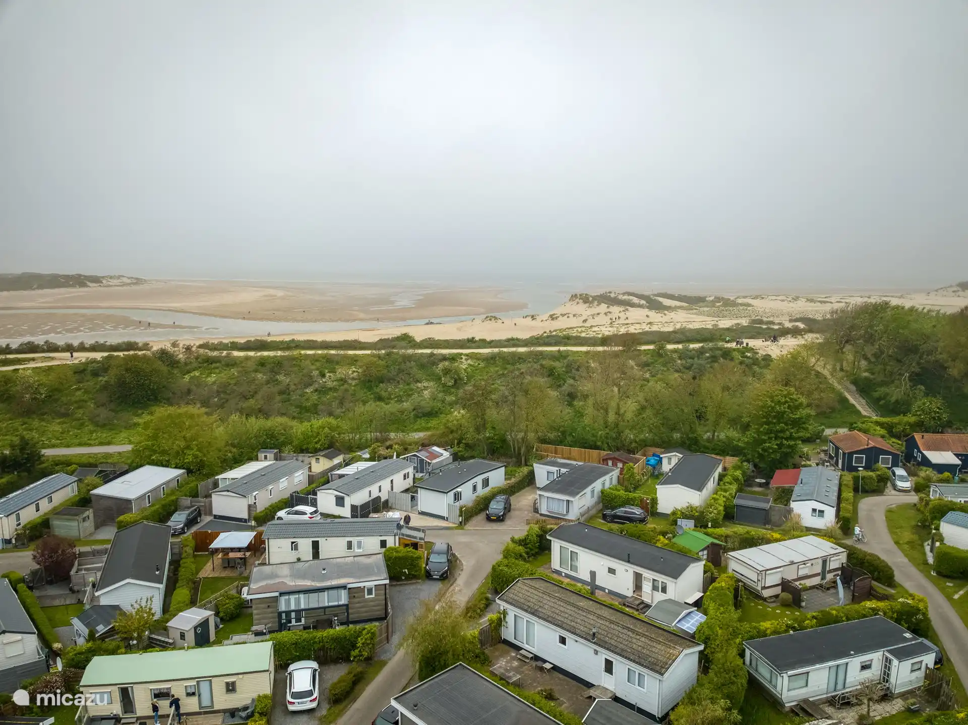 op slechts 100 meter van het strand en slechts 150 meter lopen!