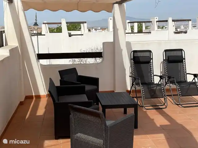 Apartamentos de Familia Thijssen en España, Murcia, Condado de Alhama - apartamento Tela de sombra en la terraza de la azotea