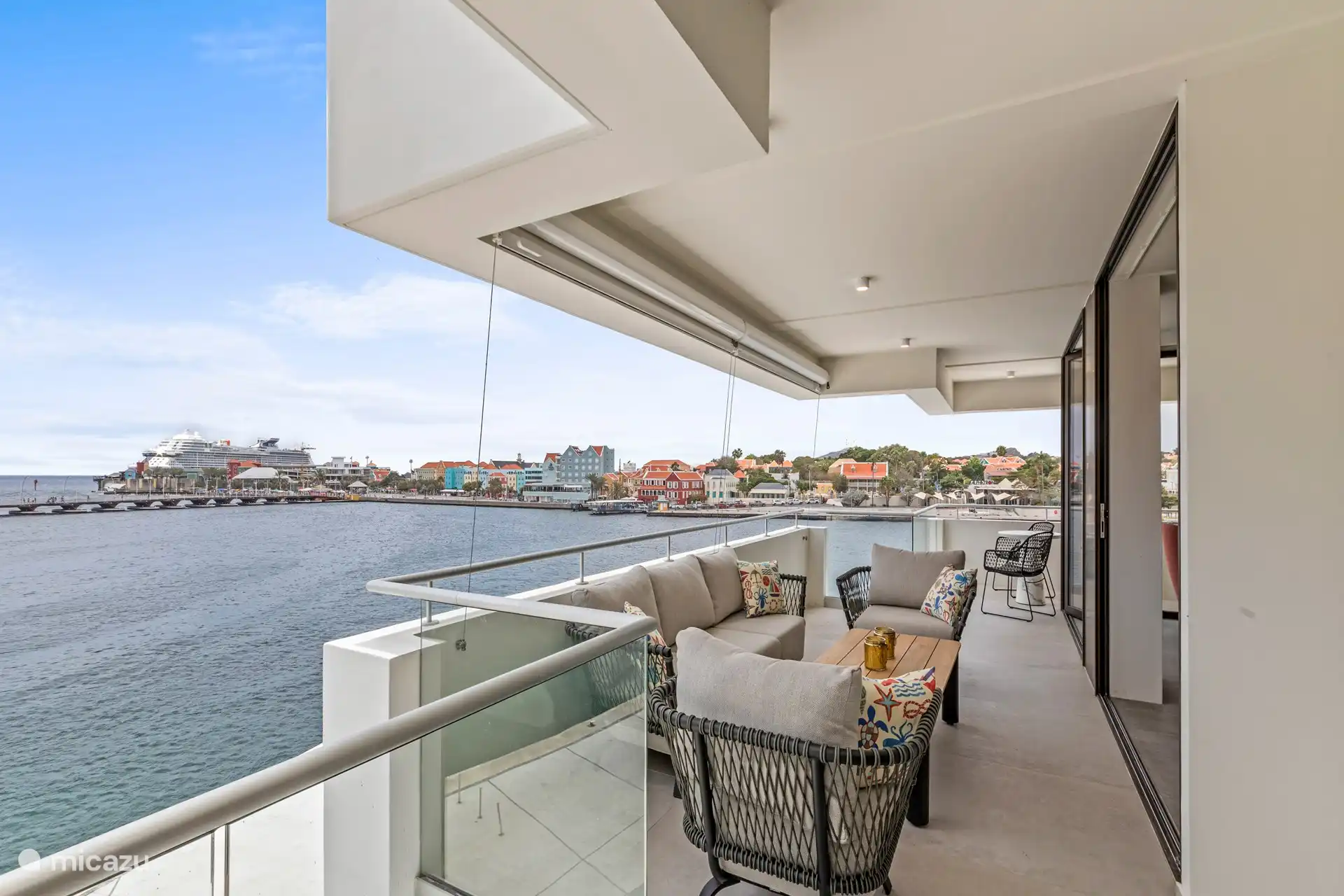 A closer look at Luxury City Apartment Rentals For Rent