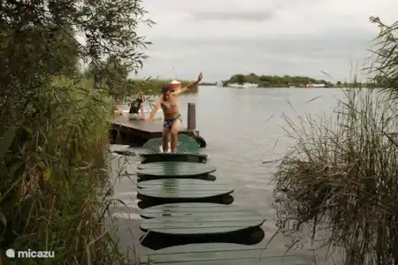 Chameleon village, para grandes y pequeños