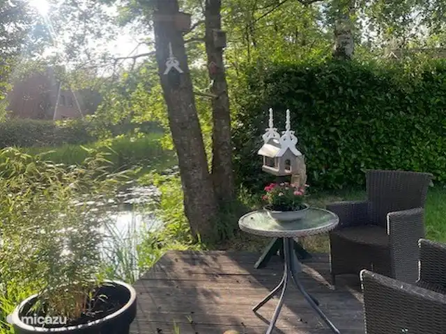 Le front de mer | Pays-Bas, Frise, Sint Nicolaasga - maison de vacances Sur l’eau, vous pouvez pêcher ici !