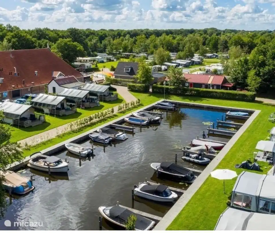 Privater Hafen im Park 