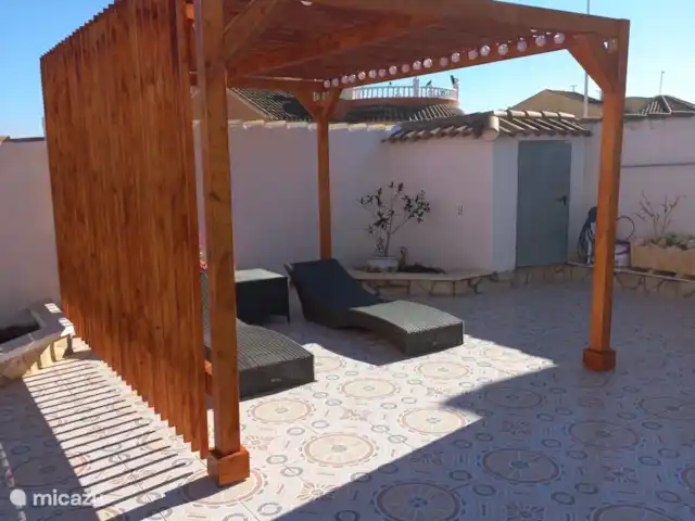 Villa Casa Familia Thijssen en España, Costa Cálida, Camposol - villa Cenador de madera con tumbonas