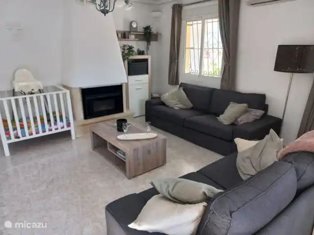 Villa Casa Familia Thijssen en España, Costa Cálida, Camposol - villa Sala de estar con sofá nuevo