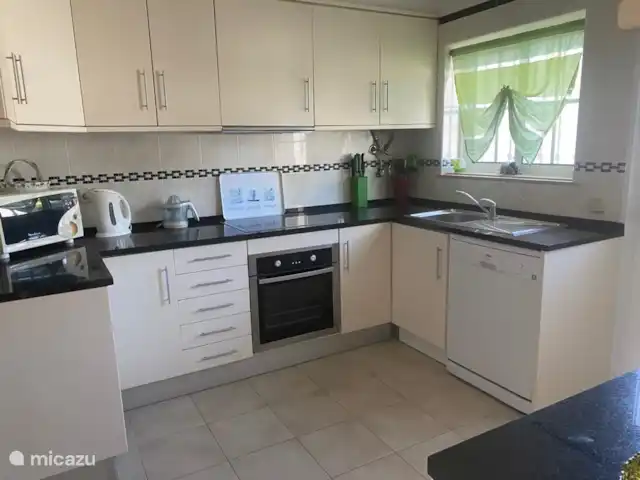 Casa com Piscina Vilamoura no 26 huren in Portugal, Algarve, Quarteira - geschakelde woning