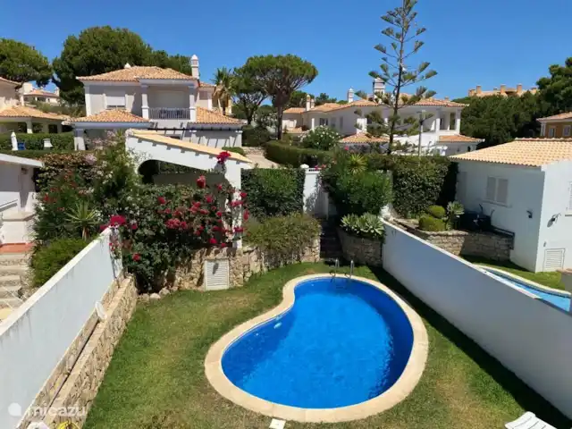 Casa com Piscina Vilamoura no 26 huren in Portugal, Algarve, Quarteira - geschakelde woning