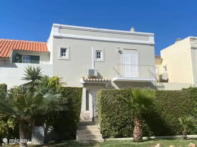 Casa com Piscina Vilamoura no 26 huren in Portugal, Algarve, Quarteira - geschakelde woning