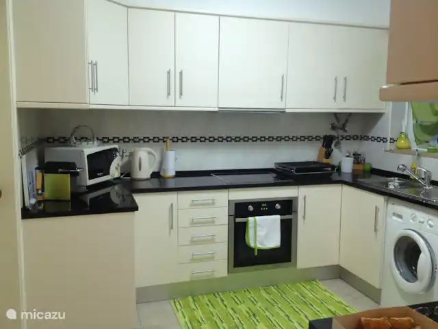 Casa com Piscina Vilamoura no 26 huren in Portugal, Algarve, Quarteira - geschakelde woning