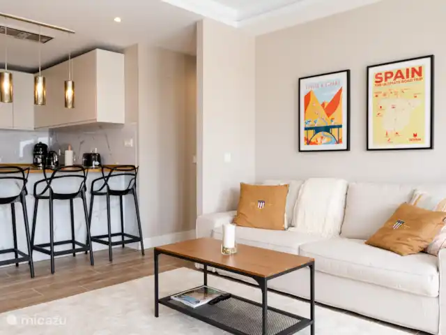 Jardines del Golf Miraflores en España, Costa del Sol, Riviera Del Sol - apartamento salón y cocina