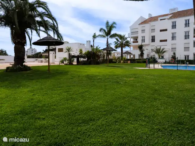 Jardines del Golf Miraflores en España, Costa del Sol, Riviera Del Sol - apartamento Zona común piscina