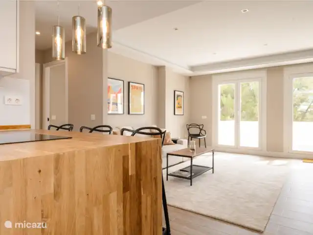 Jardines del Golf Miraflores en España, Costa del Sol, Riviera Del Sol - apartamento cocina y salón