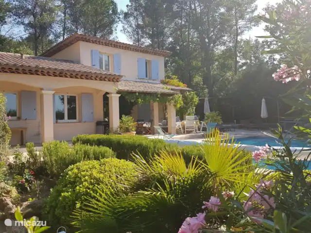 Location de Vacances France, Var, Lorgues, villa - Villa Varoise Location de Vacances France, Var, Lorgues, villa - Villa Varoise