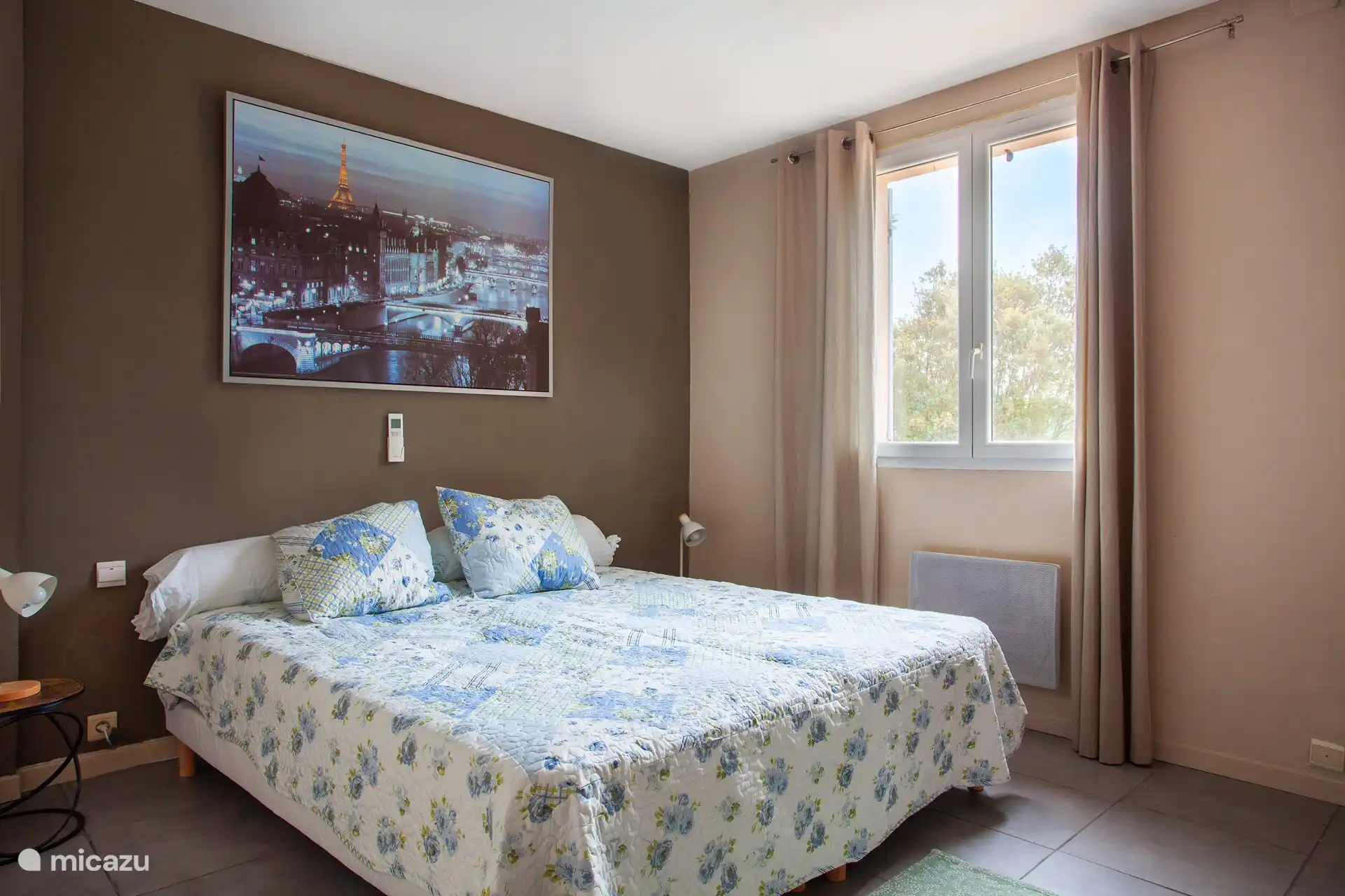 Schlafzimmer im ersten Stock