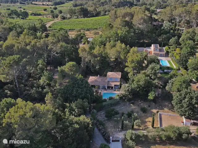 Location de Vacances France, Var, Lorgues, villa - Villa Varoise Localisation de la Villa Varoise, vue du ciel