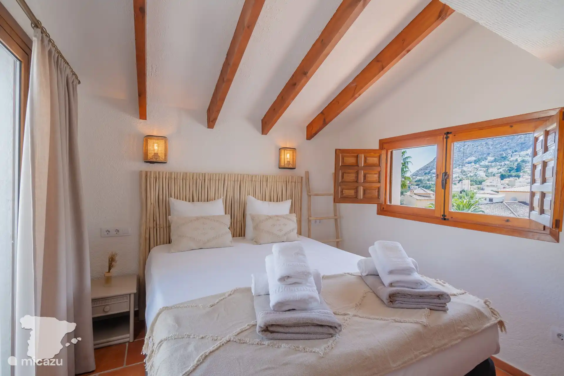 Oben: Schlafzimmer 3