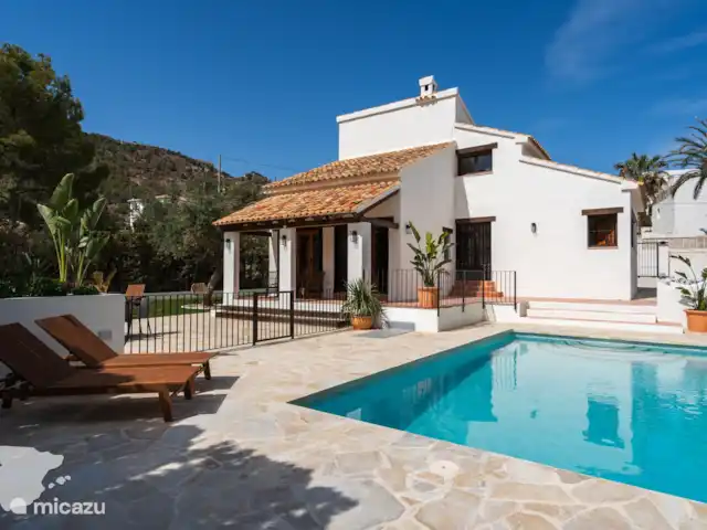 Villa Solmar huren in Spanje, Costa Blanca, Calpe - villa Terras / zwembad (deels omheind)