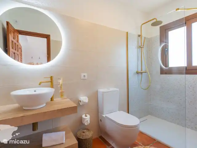 Villa Solmar huren in Spanje, Costa Blanca, Calpe - villa Ensuite badkamer