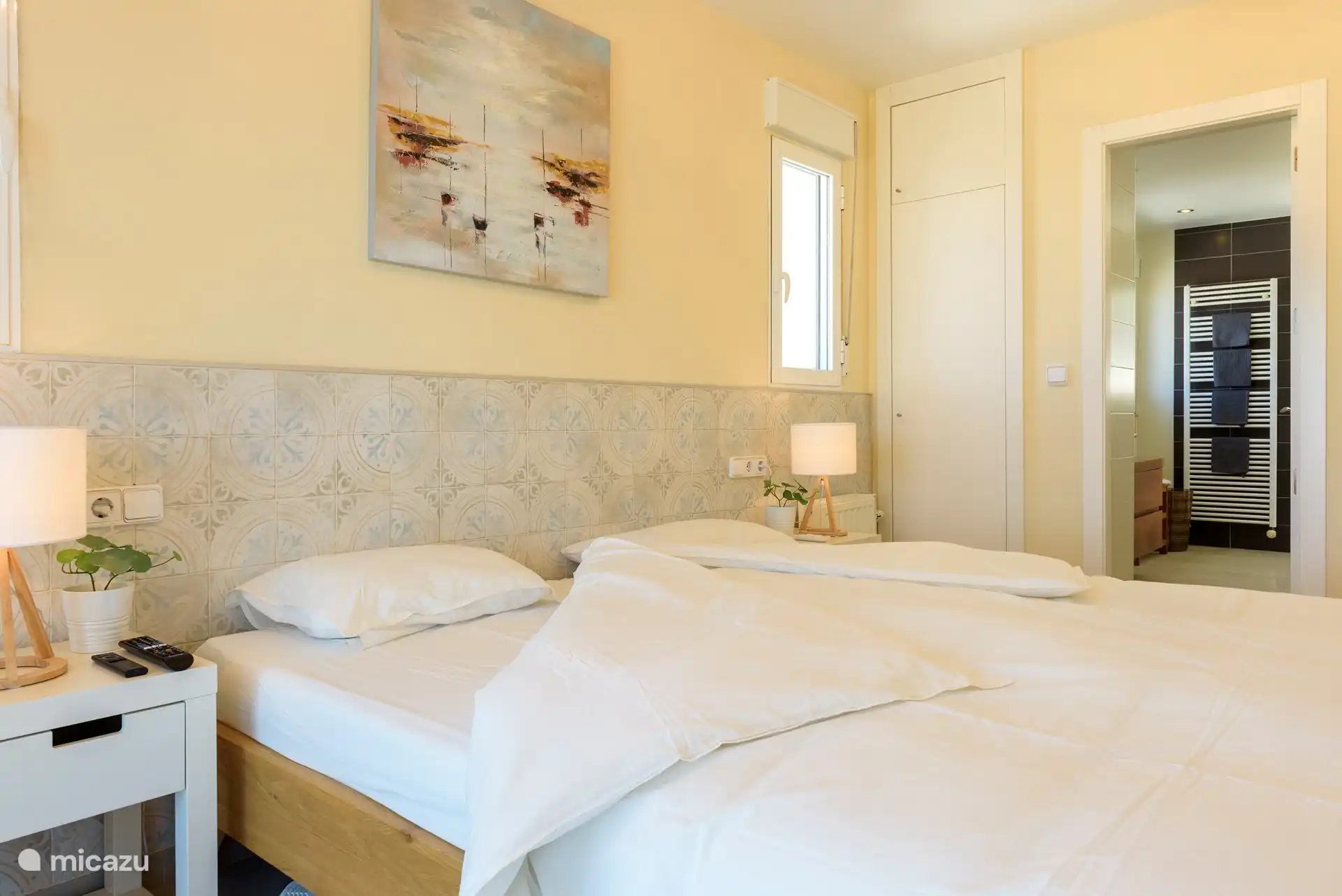 Schlafzimmer mit eigenem Bad